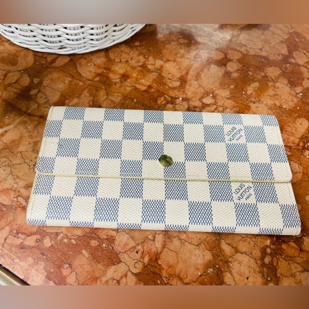 LOUIS VUITTON DAMIER AZUR WALLET